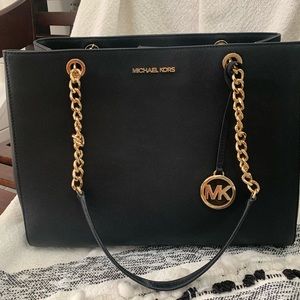 Michael Kors purse